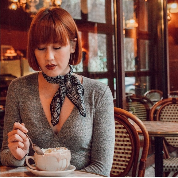 Meet your Posher, Taylor. - Picture 3 of 7